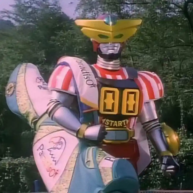 《铁甲小宝》中蜻蜓队长的真实身份是什么?