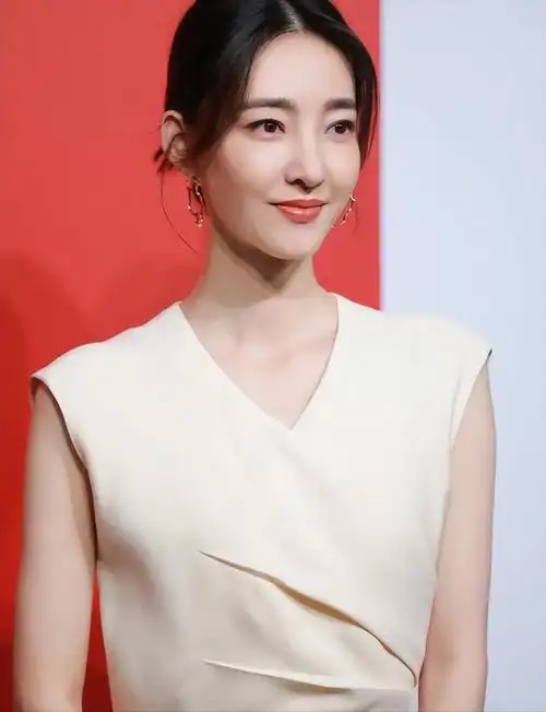 王丽坤为何越混越差?