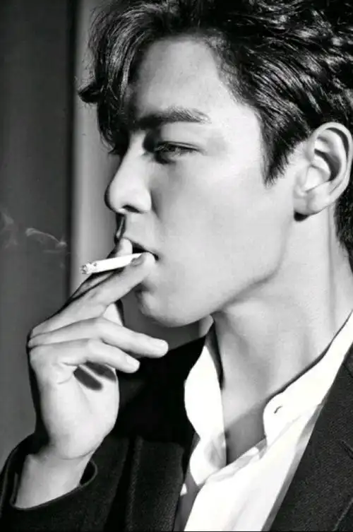 抽烟都好帅的男人,真想说:不娶何耽,但是…-堆糖,美好生活研究所