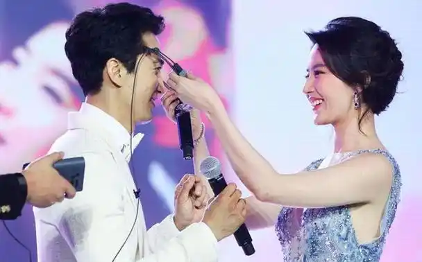 回顾刘亦菲宋承宪这段情,一厢情愿的爱,注定没法长久