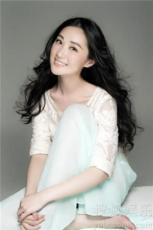 涂黎曼曝时尚写真 温婉可人尽展别样魅力-娱乐频道图片库-大视野-搜狐