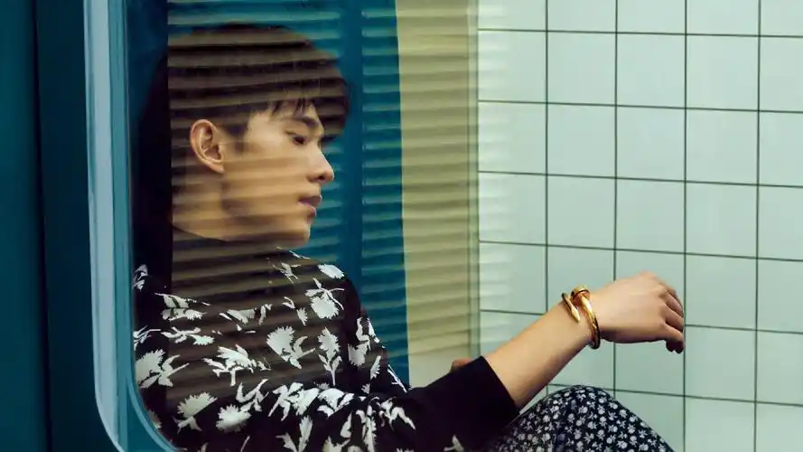 安装元气桌面,海量壁纸一键设置尺寸:1920x1080体积:0.