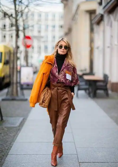 会配色,你才美,适合秋冬的3种咖啡色搭配示范,轻松穿出高级感