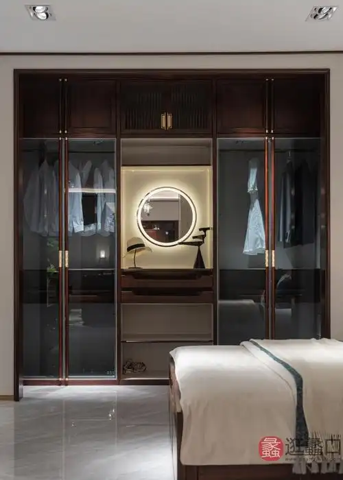家具 工厂直营店卧室新中式实木 玻璃个性化衣柜(全屋定制)衣帽间025