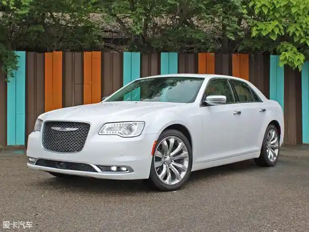 北京奔驰戴克300c报价【北京奔驰戴克多少钱一辆】