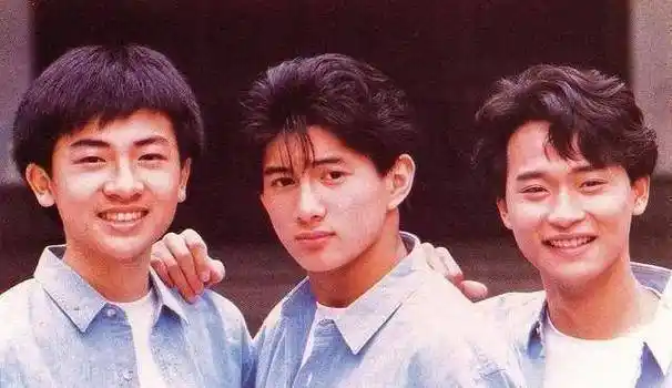 而今年刚好是小虎队成立30周年,三人相约吃饭后,会不会计划再为大家开