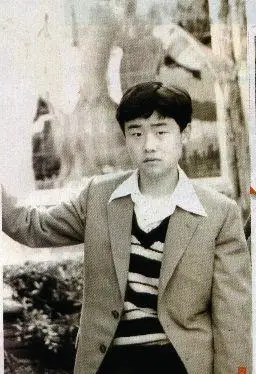 揭秘十大明星不为人知的监狱生活图