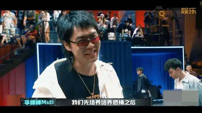 中国新说唱李棒棒另外,据悉李棒棒是天津人,毕业于天