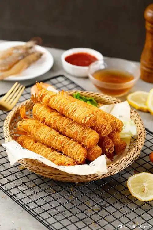 医者说#【吃油炸食品真的真的不能贪多哦】早餐来根油条,午餐去吃