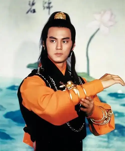 年轻时帅出天际年老时丑绝人寰男明星岁月真是一捧猪饲料