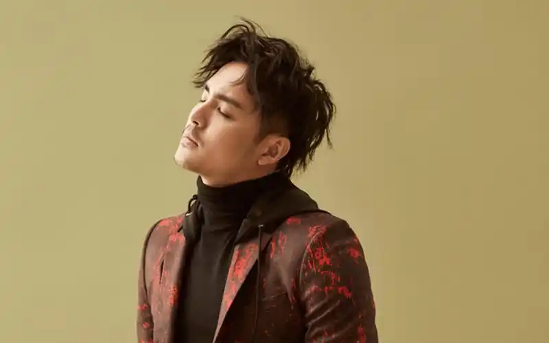 明道成熟魅力写真图片桌面壁纸