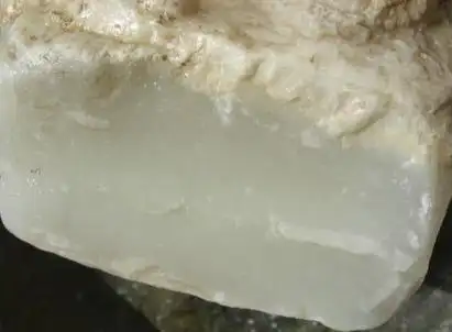 和田玉不是透闪石?懂了这3点,让你少吃药-第9张图片-趣盘玩