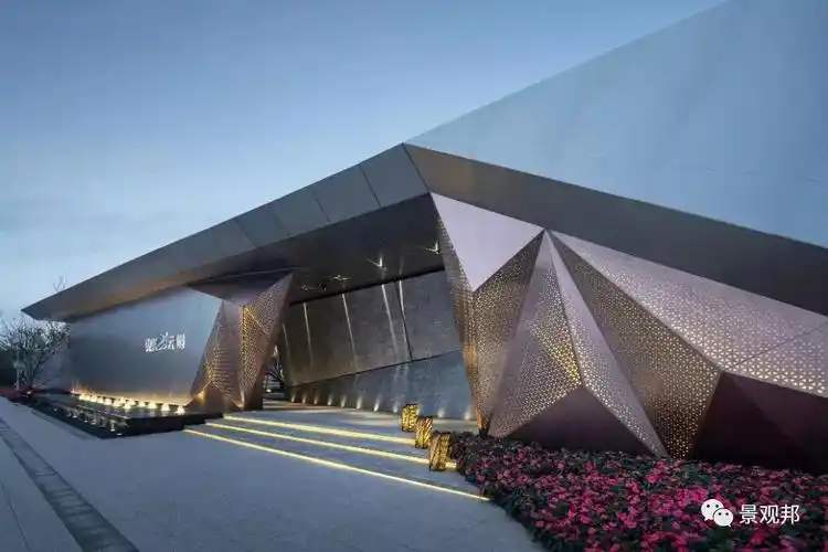 2019中国地产专项盘点创意入口大门篇