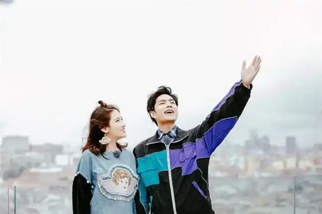 袁成杰与妻子陈芊芊