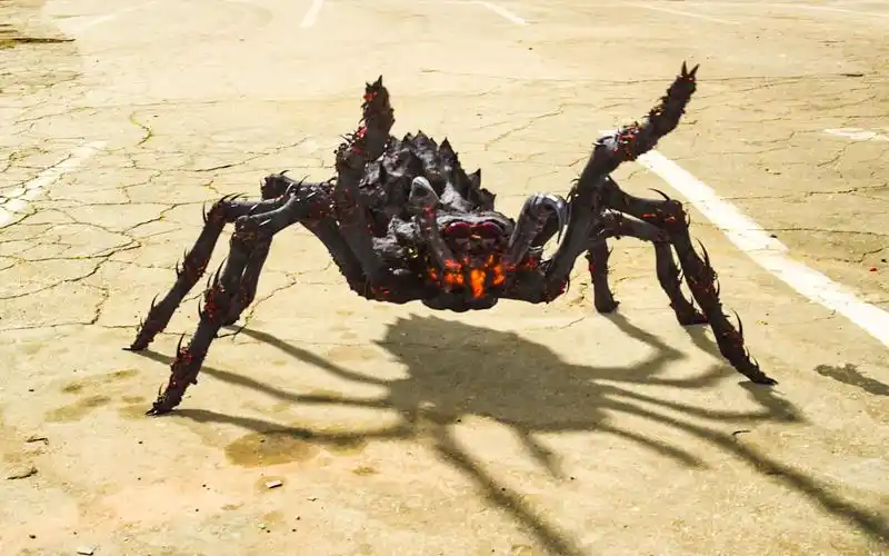 岩浆毒蛛地底下冒出大量蜘蛛它们口吐岩浆