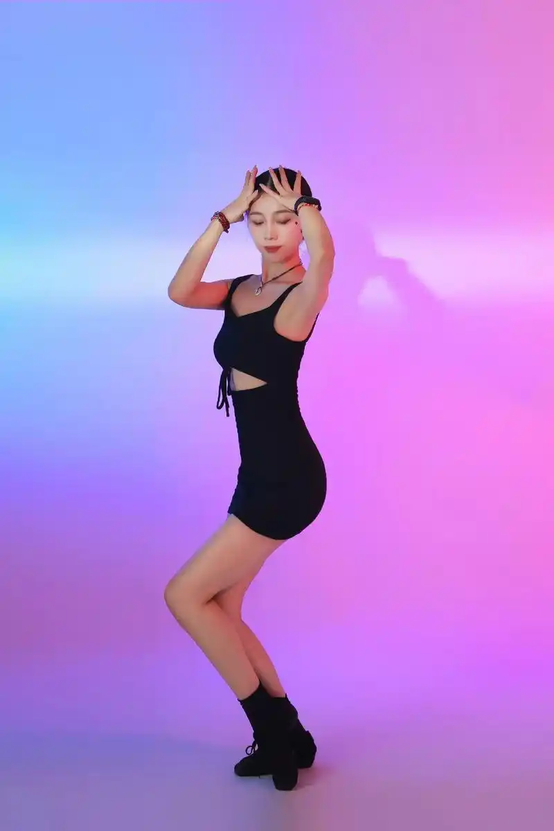 拉丁舞老师形象照.一件值得长期去做,且有价值的事95 ——[ - 抖音