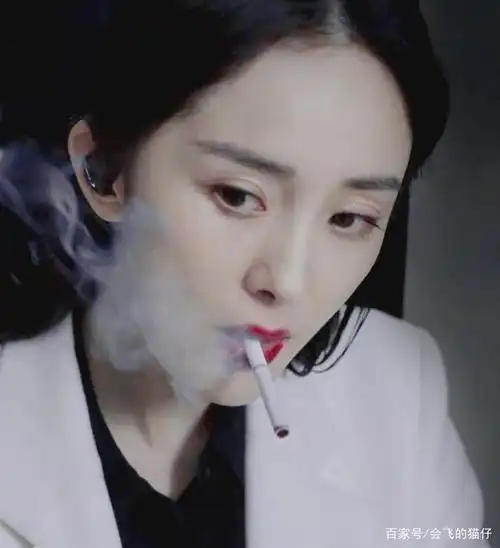 同样是女星抽烟,刘诗诗倪妮有韵味,全智贤痞帅,杨幂:这么酷吗