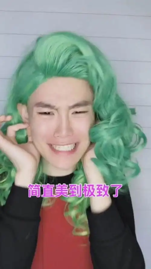 女装大佬走红网络,一场直播导致平台瘫痪,热巴baby是粉丝?