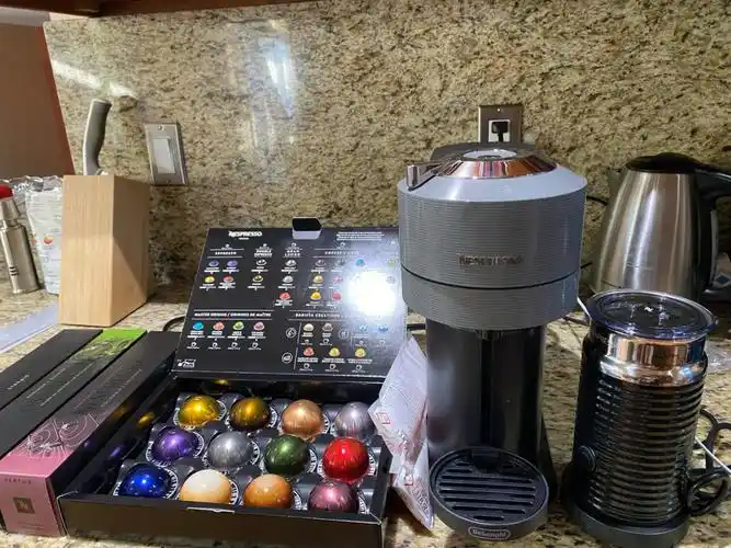 costco入的nespresso胶囊咖啡机