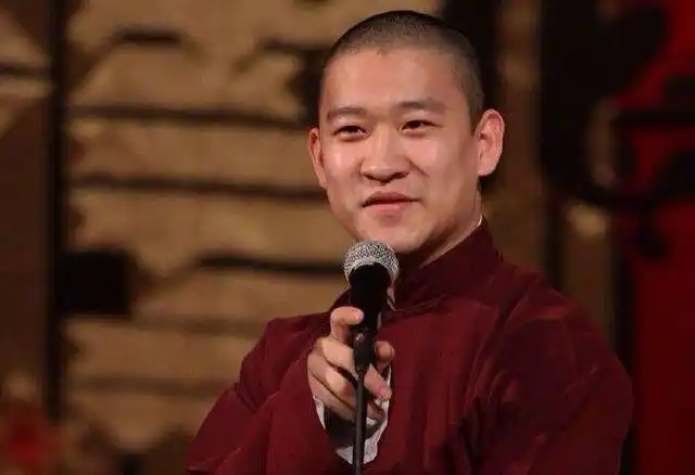 36岁曹云金近况曝光曾与恩师郭德纲反目成仇如今离婚事业落魄