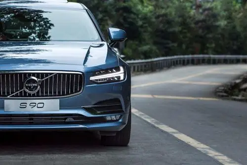 登场就是王者2021买车就选沃尔沃s90