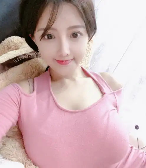 虎牙古阿扎复播,一来就揭露女主播内幕,"忽大忽小"另有原因