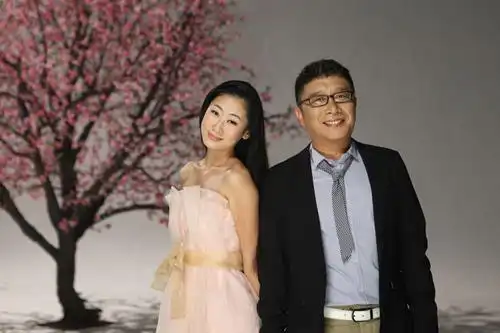 贺岁金曲《热辣辣》春晚忙 庞龙迟云年底冲关