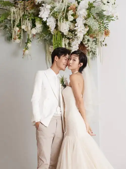 台北新娘婚纱摄影/时尚简约婚纱照风格欣赏-巴中台北新娘婚纱摄影婚纱