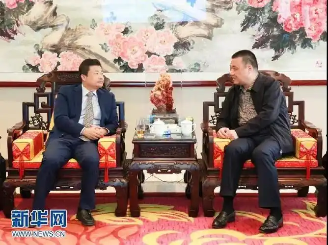 广药李楚源,康美马兴田论道大健康产业