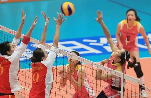 排球运动员经常在他们的手或手指上缠上胶带或戴上牙套,以保护他们免