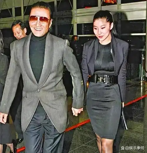 被谢贤养了12年用青春换来2000万分手费38岁的coco现状如何