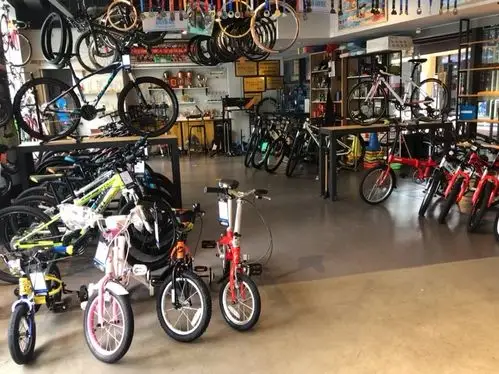 石子山体育公园捷安特自行车专卖店