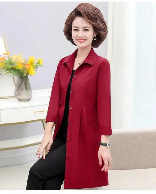 40至50岁到60岁的风衣女秋天穿的中年妇女妈妈装外套中老年装休闲中长