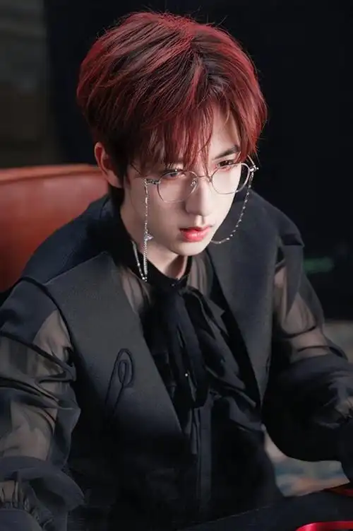 贺峻霖黑纱透视装#金丝框眼镜 红发 黑纱透视装!