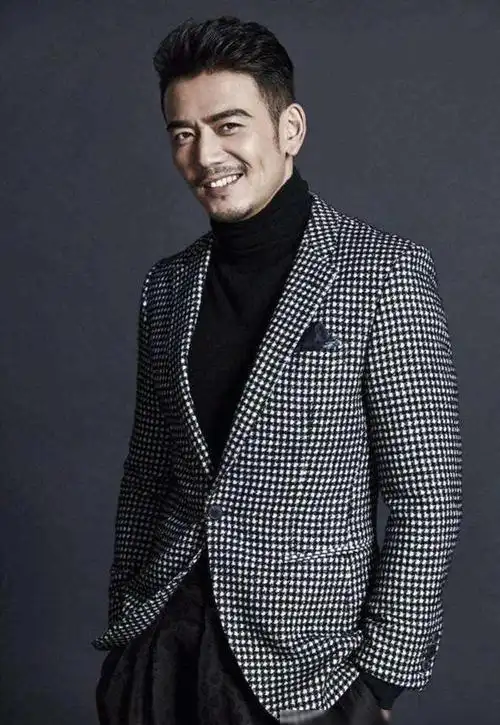 演员杨烁婚姻幸福婚后两个孩子如果离婚了我会选择净身出户