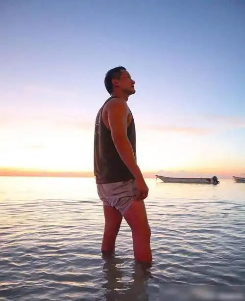 泰星pong自述精彩人生纯情过花心过女人的巴掌也挨过