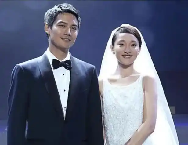 高圣远对周迅说:"老婆,借我300万!",周迅一句话结束了婚姻