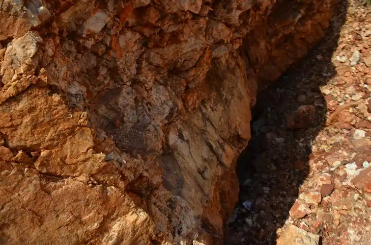 地表金矿矿区工地金矿石矿区工地矿井矿区工地矿区工地津巴布韦政府