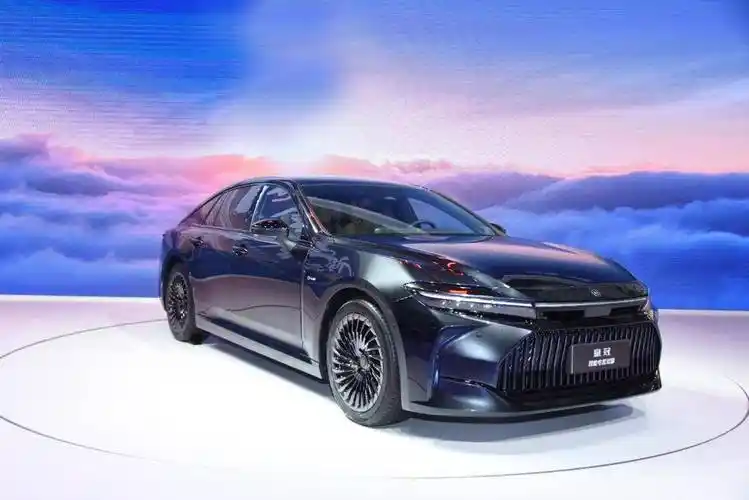 一汽丰田发布全新皇冠全新普拉多 加速电动化,智能化,高端化转型_搜狐