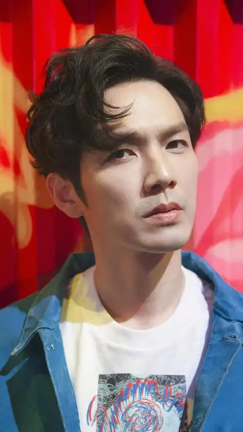 钟汉良在这就是街舞里真的帅爆了