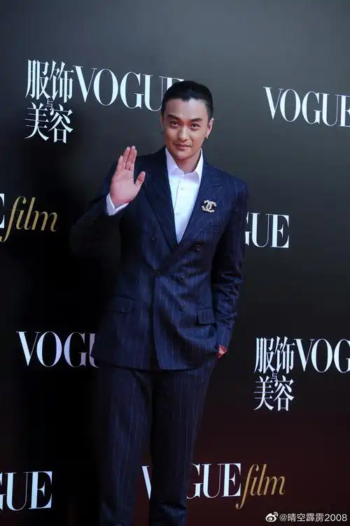 大家最爱周一围造型图