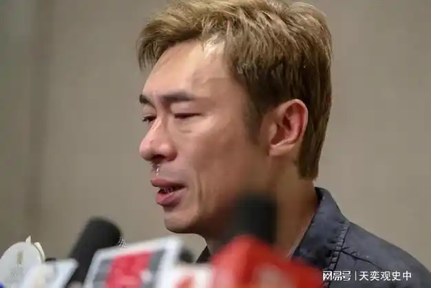 现如今57岁许志安,回应4年没拍戏,没唱歌,那件事情打击很大