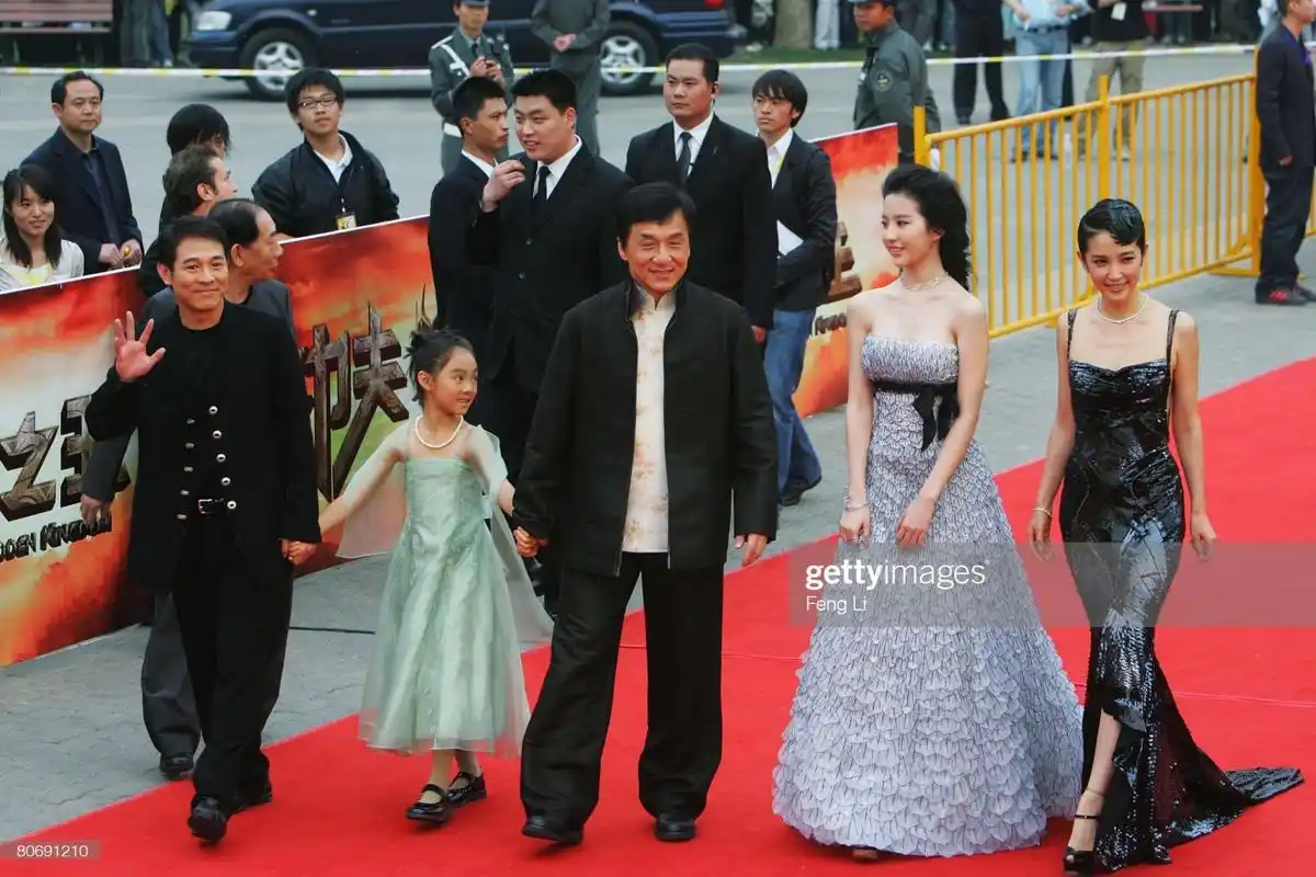 2008年功夫之王北京世界首映礼,成龙,李连杰,李冰冰和刘亦菲亮相红毯
