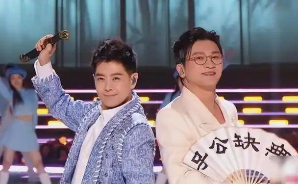 绝代双骄林志颖苏有朋同台重现经典造型谁的青春悸动了