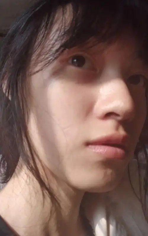 大学一直素颜的女生,心里怎么想的? - 知乎