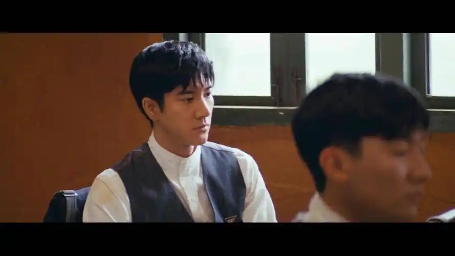 尴人肺腑的无问西东扛不住清华校庆影片这块牌子