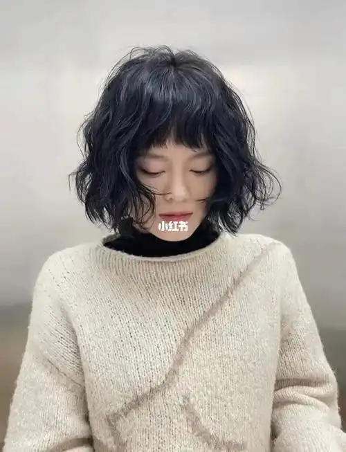 短发卷发推荐天气回暖太适合暖洋洋的小