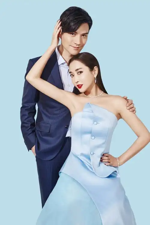 严屹宽杜若溪曝情人节大片 将爱进行到底_网易娱乐