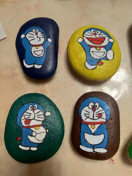 石头画～哆啦a梦