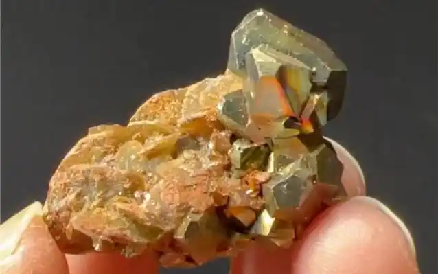 黄铁矿 菱铁矿 3.5cm 贵州赫章